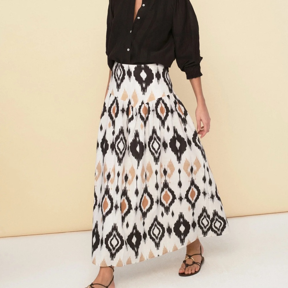 Sonmer Carmen ecru Elegant Black and White Patterned Skirt New $140